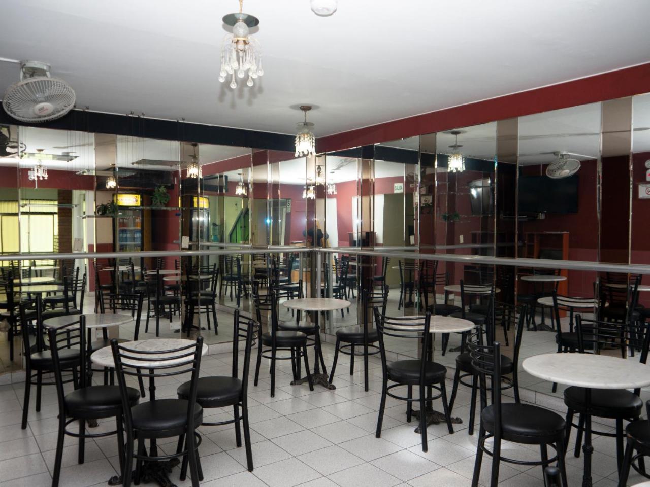 Hostal Suenos Лима Екстериор снимка